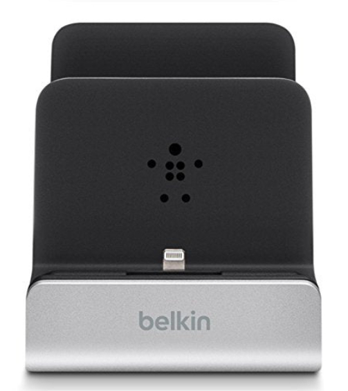 Belkin_charging_dock_duo_2.jpg